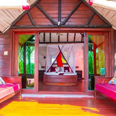 Ampazony Oasis Lodge ماهاجانا المظهر الخارجي الصورة
