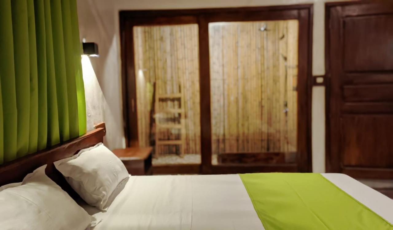 Ampazony Oasis Lodge ماهاجانا المظهر الخارجي الصورة