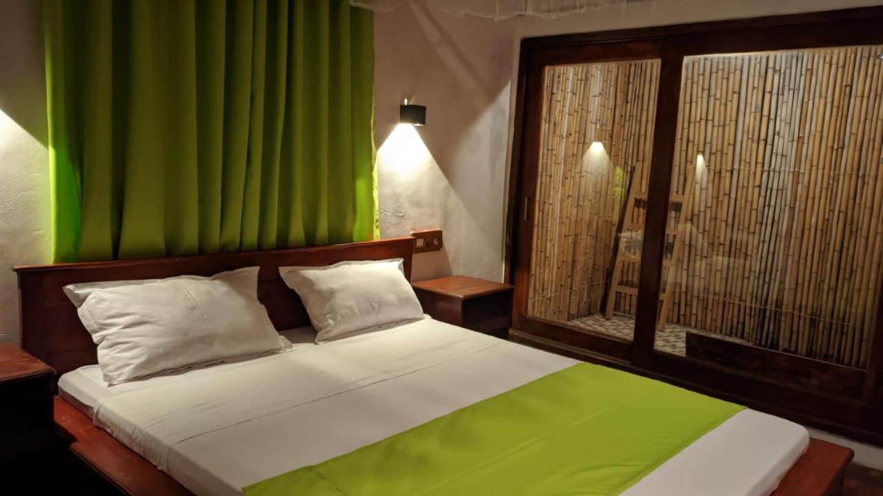 Ampazony Oasis Lodge ماهاجانا المظهر الخارجي الصورة