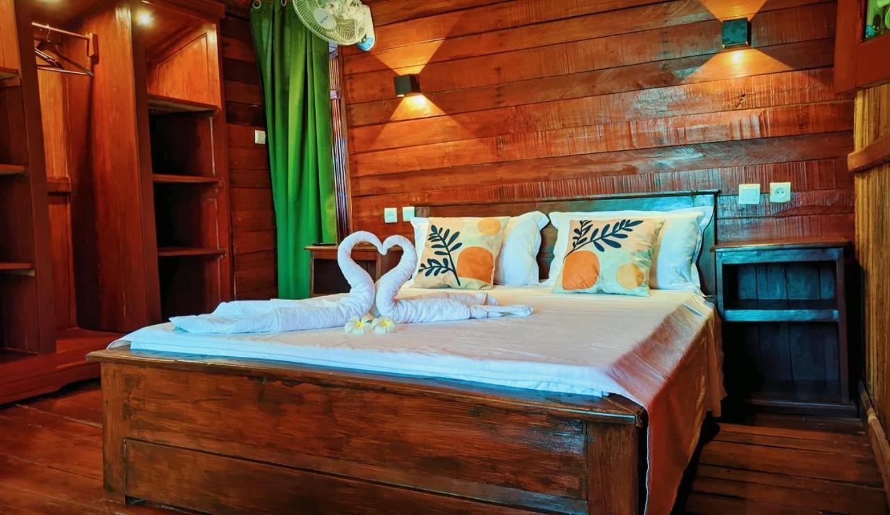 Ampazony Oasis Lodge ماهاجانا المظهر الخارجي الصورة