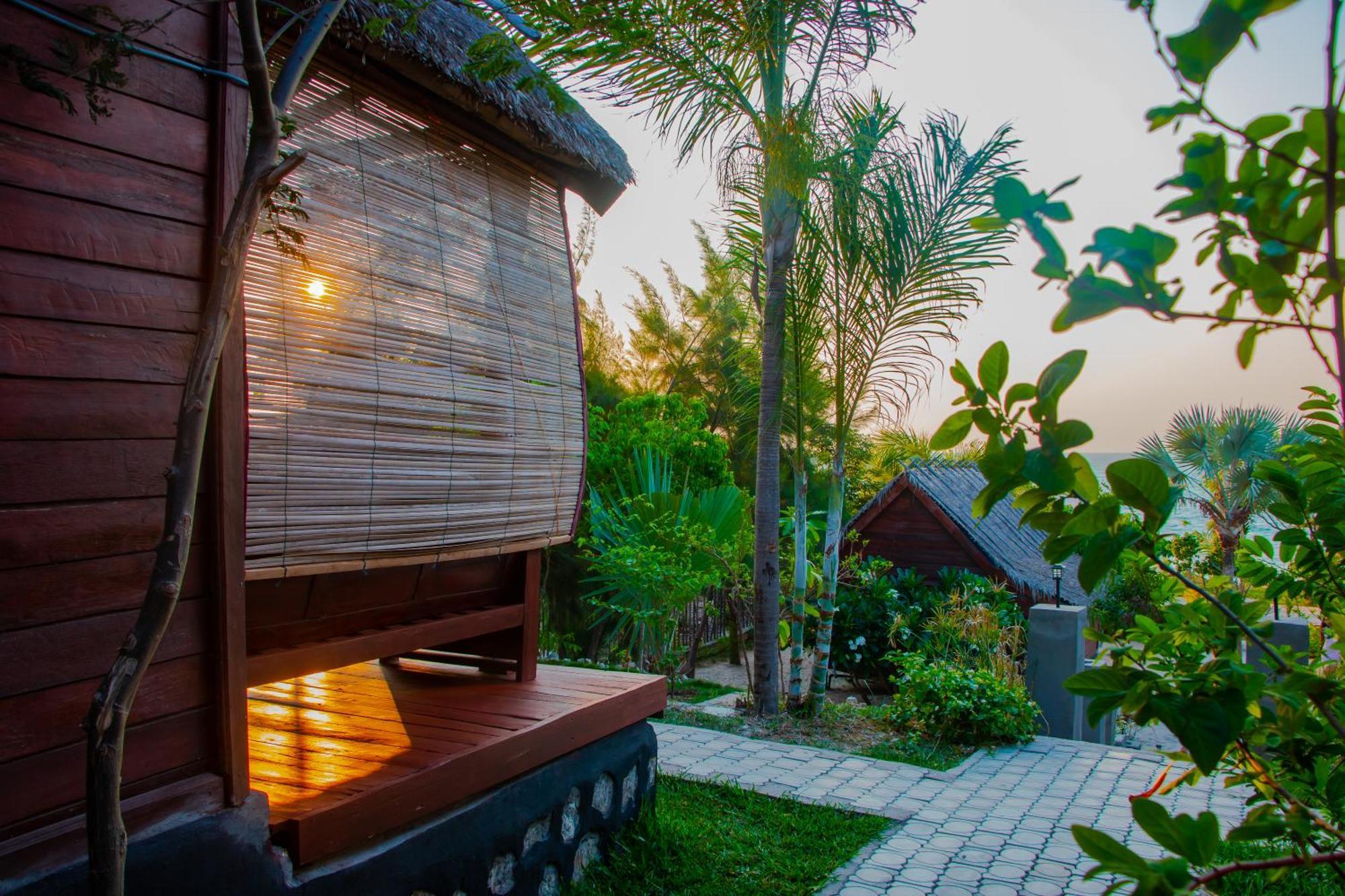 Ampazony Oasis Lodge ماهاجانا المظهر الخارجي الصورة