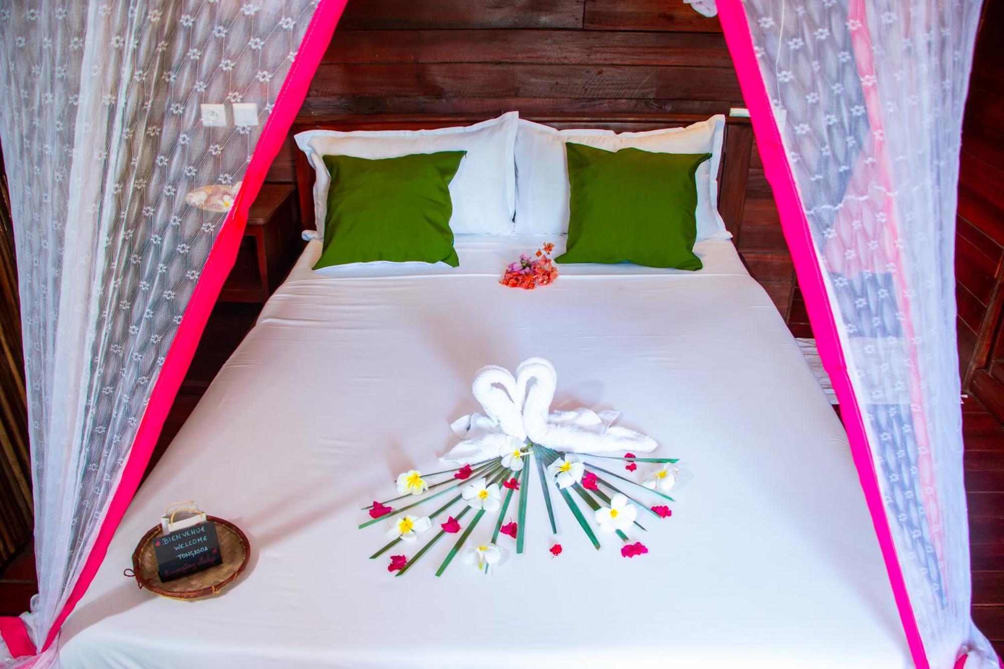 Ampazony Oasis Lodge ماهاجانا المظهر الخارجي الصورة