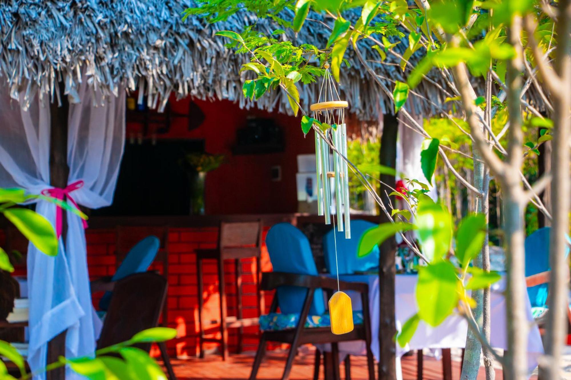 Ampazony Oasis Lodge ماهاجانا المظهر الخارجي الصورة