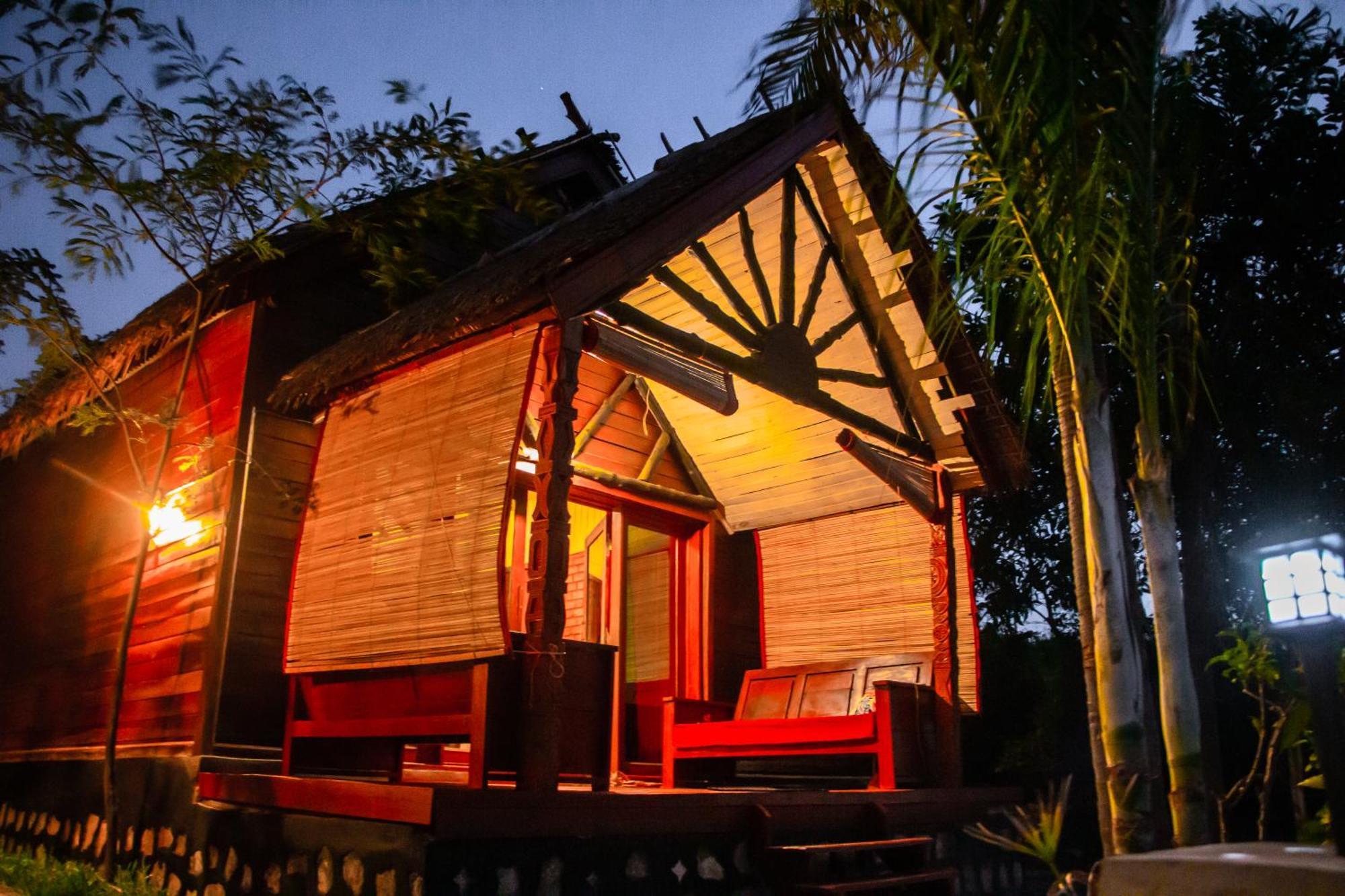 Ampazony Oasis Lodge ماهاجانا المظهر الخارجي الصورة