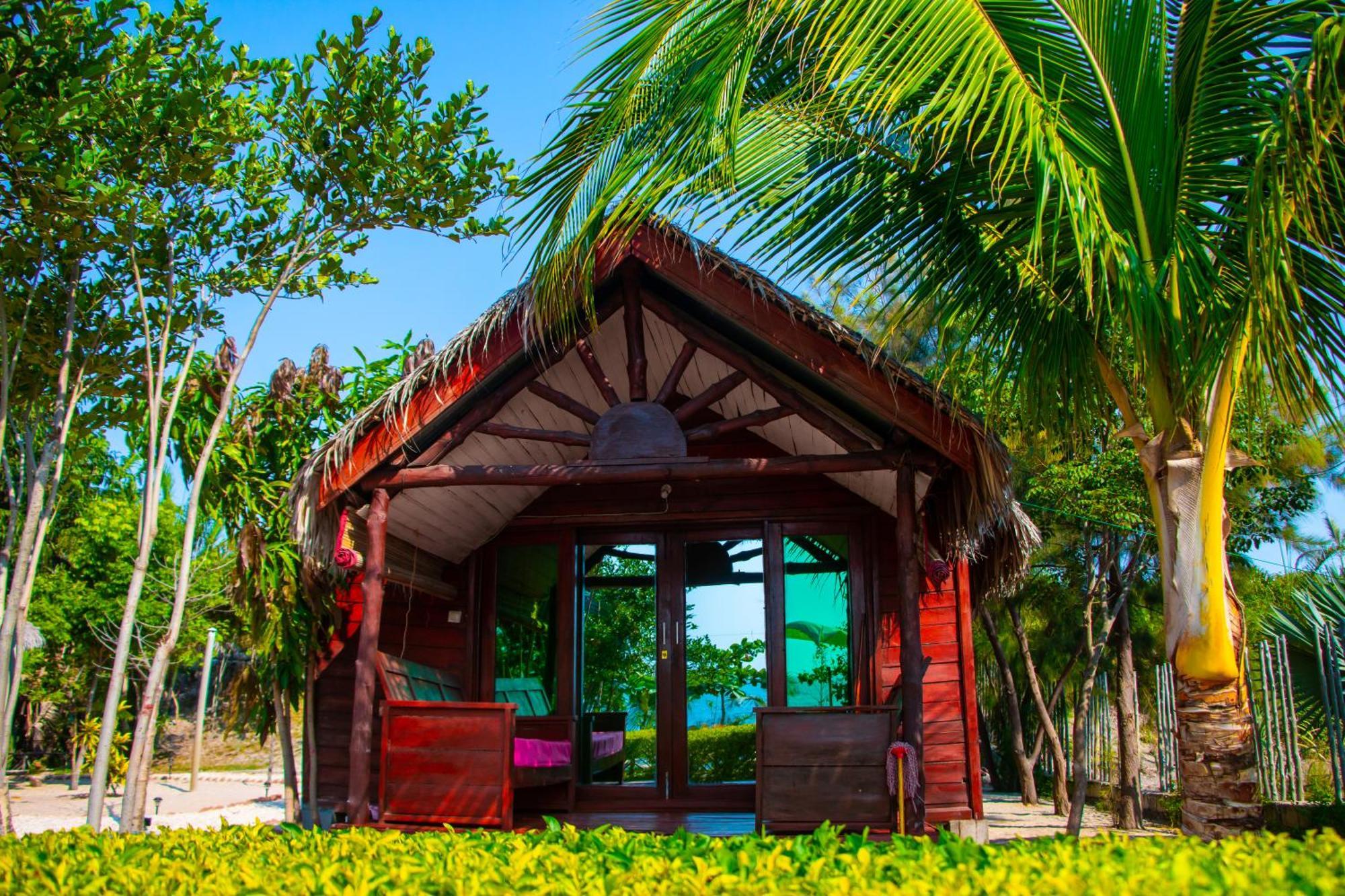 Ampazony Oasis Lodge ماهاجانا المظهر الخارجي الصورة